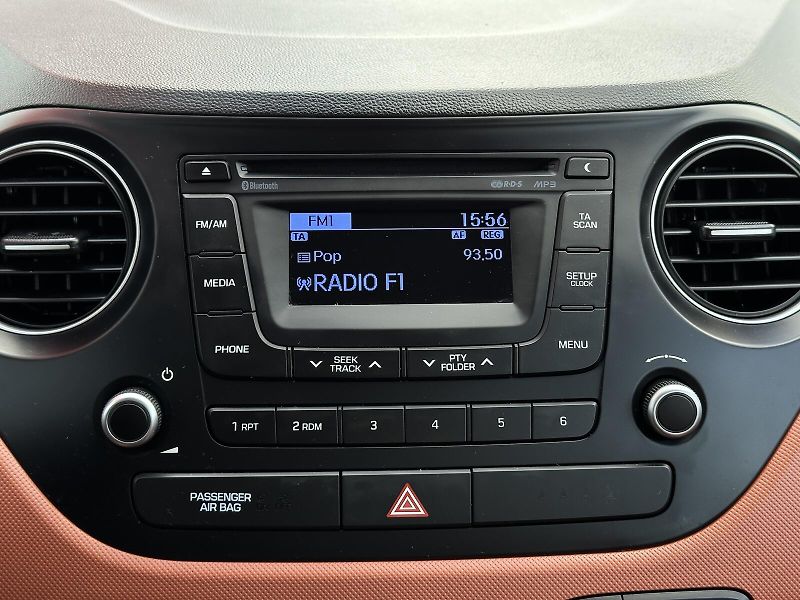 Hyundai i10 1.0i AUTOMAT 67PS KLIMA AC Blu - fotka 21 z 32