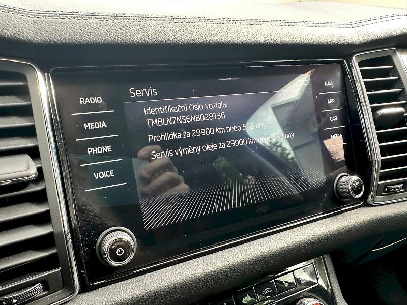 Škoda Kodiaq (2022) 2.0 TDI 147 kW Style 4x4 DSG - fotka 19 z 28