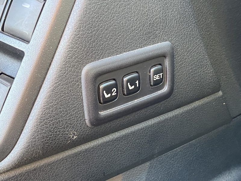 Toyota Land Cruiser 2.8D-4D, ČR, Executive, DPH - fotka 18 z 23