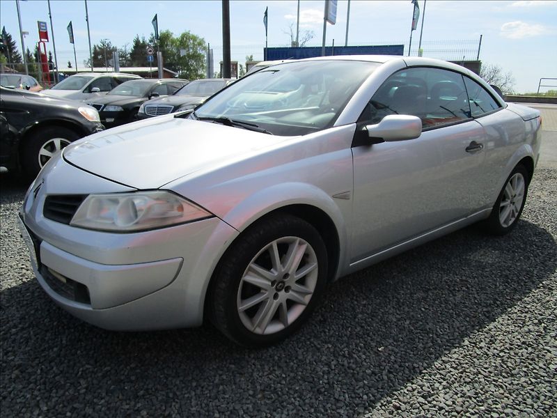 Renault Mégane 2.0T 16V, Cabrio - fotka 30 z 47