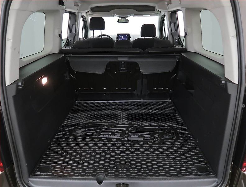 Opel Combo (2020) Maxi Edition 1.2 Turbo, 5Míst - fotka 14 z 21