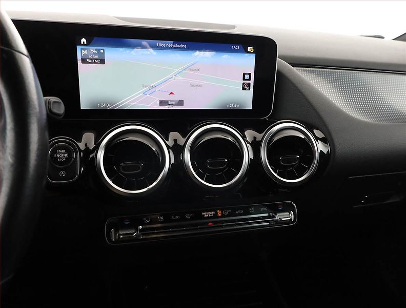 Mercedes-Benz Třídy B (2019) B 180 d, Automat, Kůže, Navi - fotka 10 z 18
