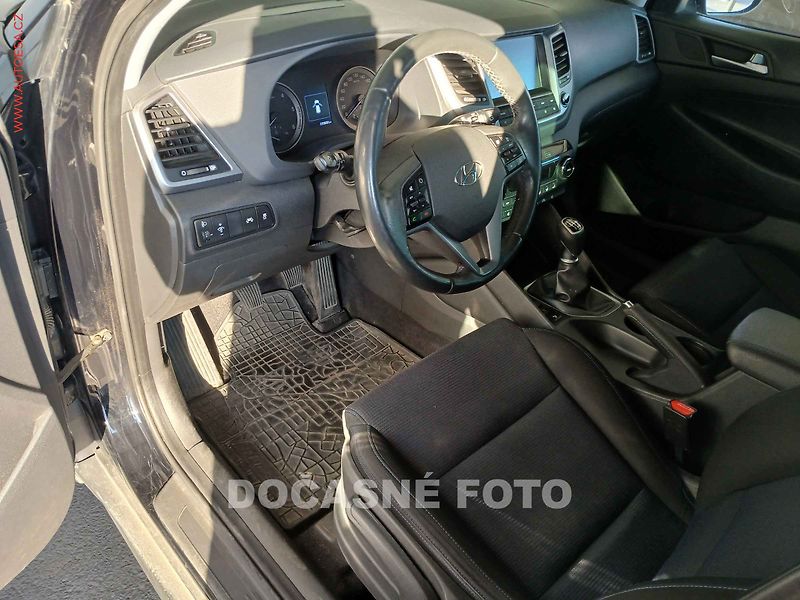 Hyundai Tucson (2016) 1.7 CRDi, 2.maj,ČR, servis - fotka 3 z 3