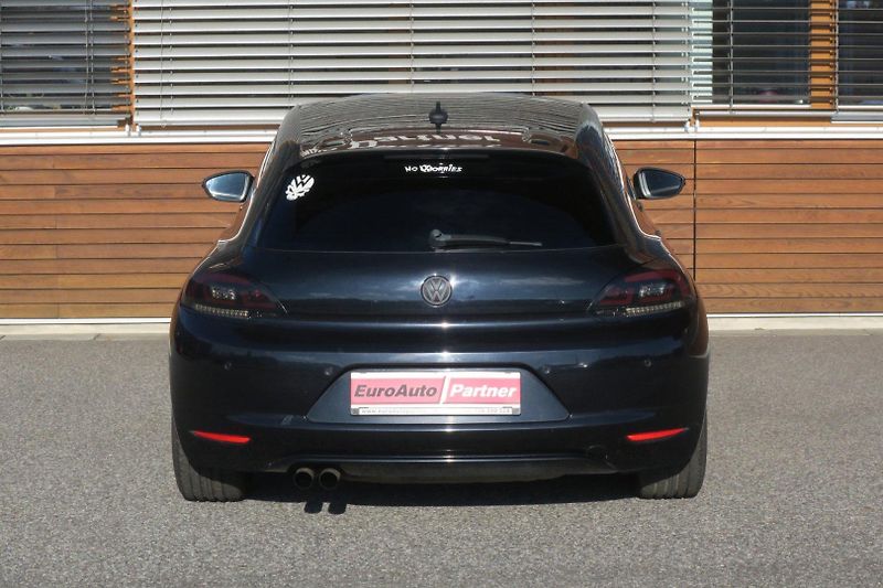 Volkswagen Scirocco (2009) 2,0TDI SPORT Panorama Bi-Xenon - fotka 4 z 44