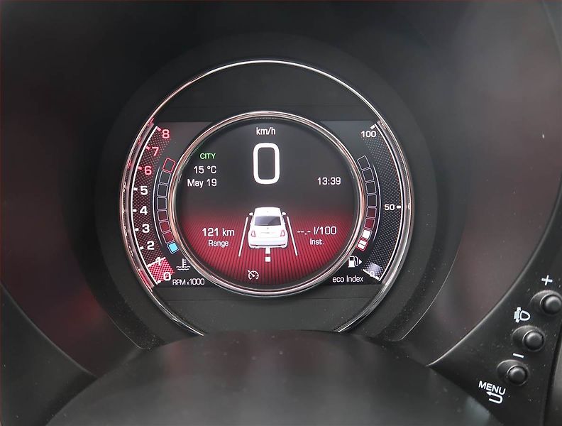 Fiat 500 (2022) 1.0 mild-hybrid, ČR,1.maj - fotka 11 z 16