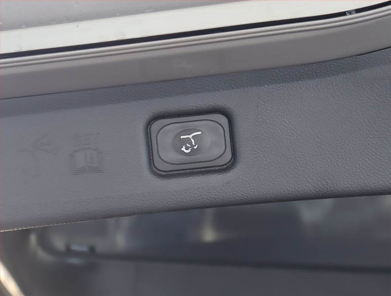 Ford S-MAX (2017) 2.0 TDCi, 4X4, Automat, Navi - fotka 18 z 19