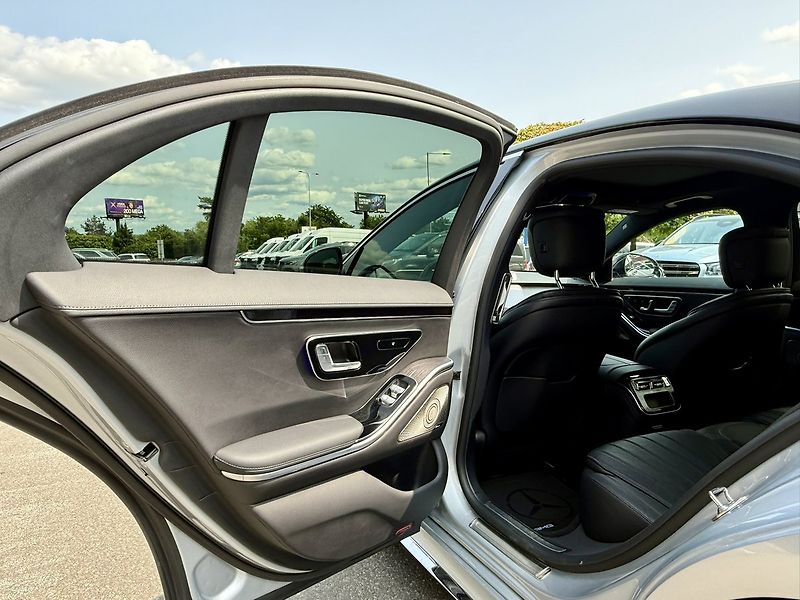 Mercedes-Benz Třídy S (2021) 350 d 4MATIC - fotka 13 z 48