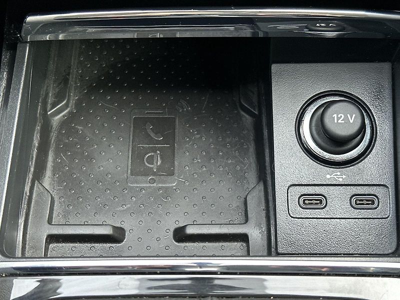 Škoda Karoq (2022) 2.0 TDI Style + - fotka 20 z 27