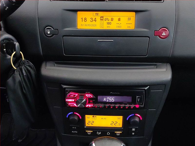 Citroën C4 (2007) 1.6 16V, Automat, po STK - fotka 12 z 15