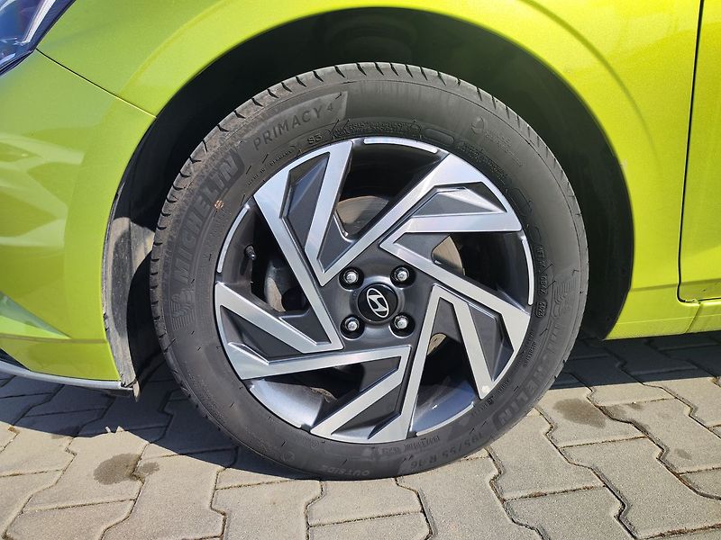 Hyundai i20 1.0 T-GDi/74kW Smart - fotka 29 z 30