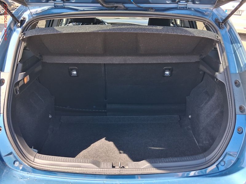 Toyota Auris (2017) 1.6i, 1.maj,ČR, AC, TZ, bixen - fotka 7 z 23