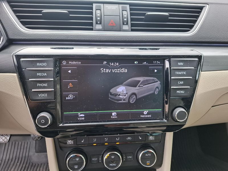 Škoda Superb (2016) 2.0 TDI Elegance, alkantara - fotka 20 z 21