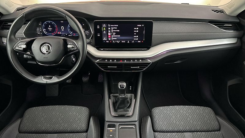 Škoda Octavia 1.5 TSI Style - fotka 8 z 28