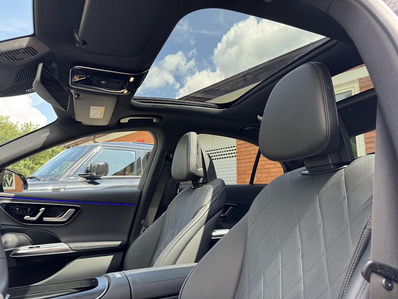 Mercedes-Benz Třídy E E450d-4M-AMG-NEZ.T-3D-R20-ČR - fotka 13 z 46