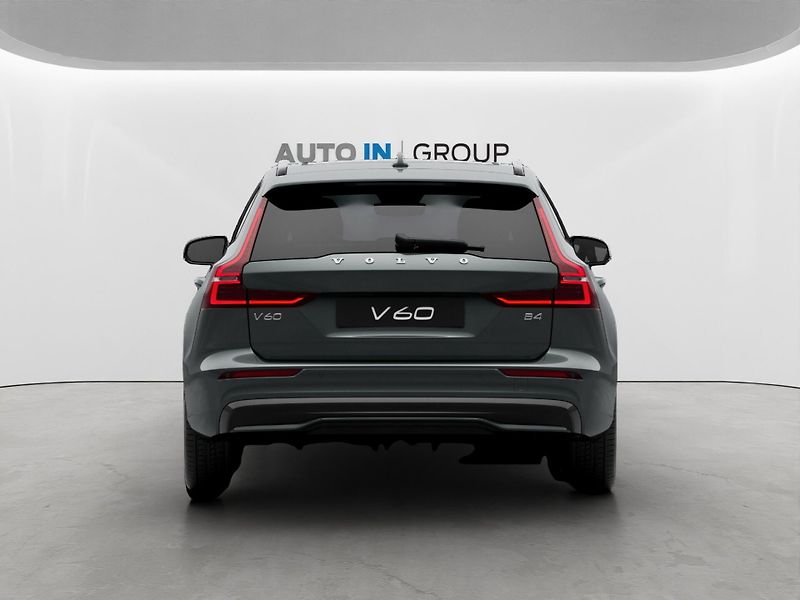 Volvo V60 (2026) B&W, Pano, HeadUP,360°kam, Nap - fotka 5 z 12