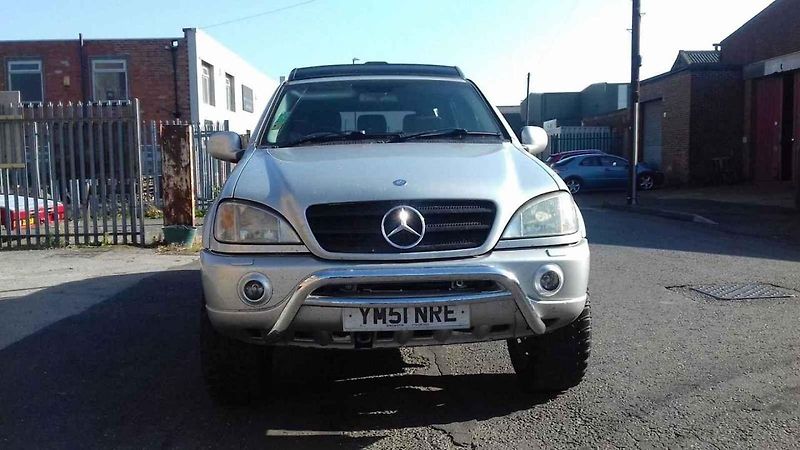 Mercedes-Benz ML 6x4