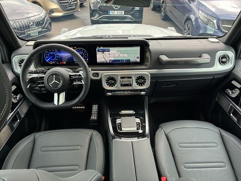 Mercedes-Benz Třídy G G 580 s technologií EQ - fotka 16 z 31