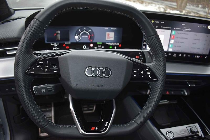 Audi Q3 jsem otestoval ve verzi SUV. Opět je v nabídce také Sportback.