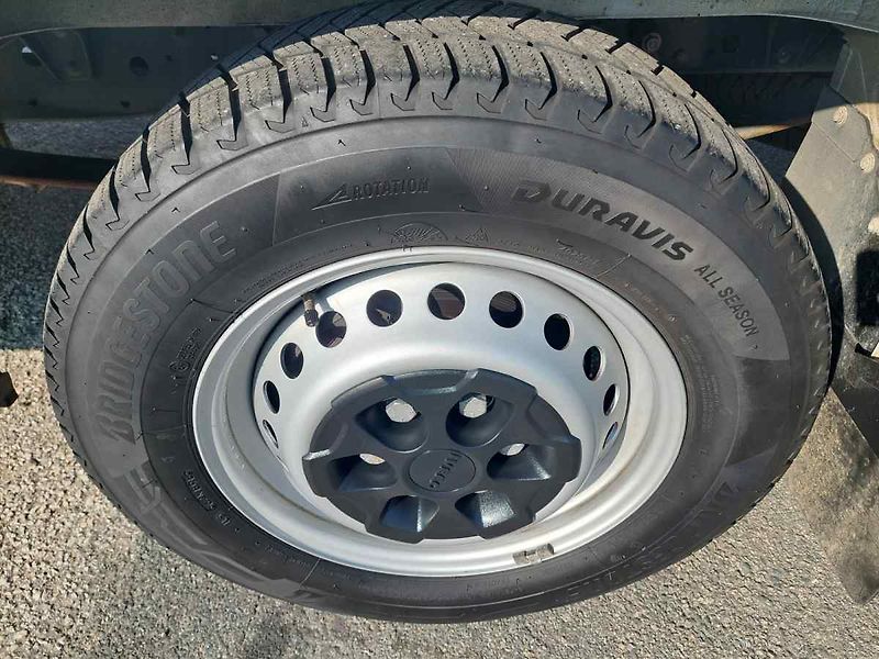 Iveco Ostatní 35S18 L4H2 Pojízdná dílna - fotka 19 z 42