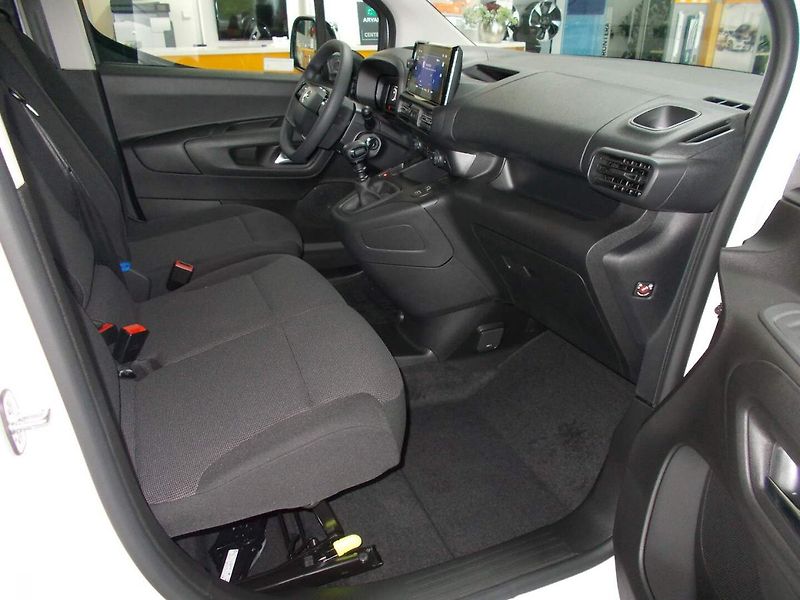Opel Combo (2026) Van L2 (XL) 1.5 CDTI (96kW/130 - fotka 17 z 30