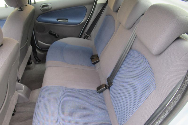 Peugeot 206 1.4 HDi KLIMA TOP STAV! - fotka 16 z 21