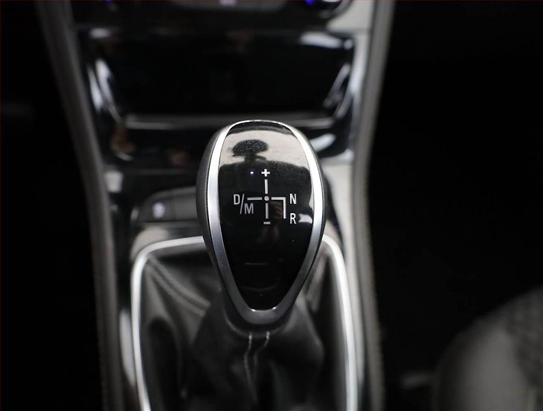 Opel Astra (2017) 1.0 Turbo, Automat, Serv.kniha - fotka 13 z 17
