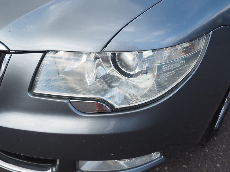 Škoda Superb (2011) 1.8 TSI, 118 kW - fotka 7 z 35