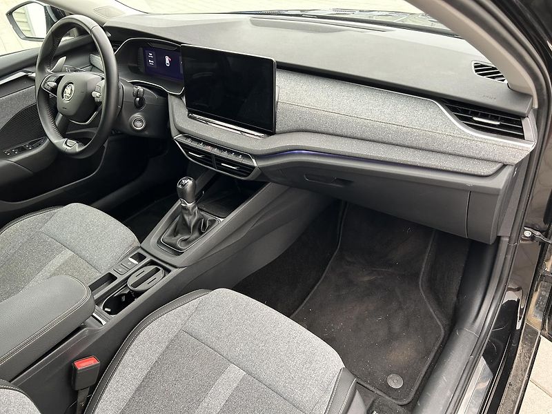 Škoda Octavia 1.5 TSI Top selection - fotka 34 z 35