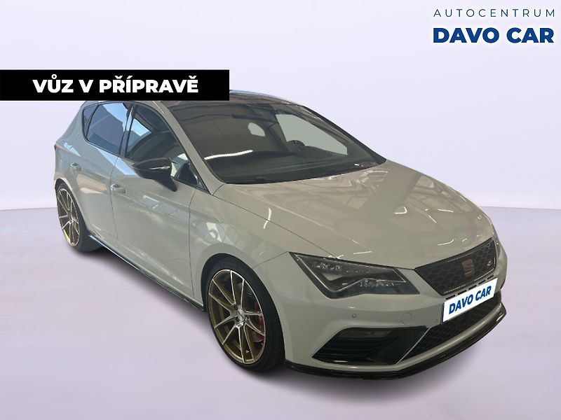 Seat Leon Cupra 2,0 TSI 221 kW Cupra SC - fotka 4 z 12