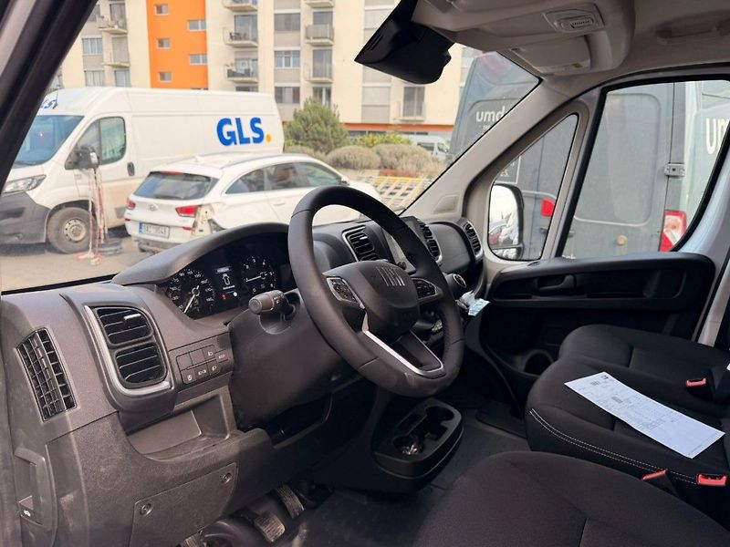 Fiat Ducato 2.2 MTJ 140k L2H2 - 6 míst - s - fotka 7 z 14