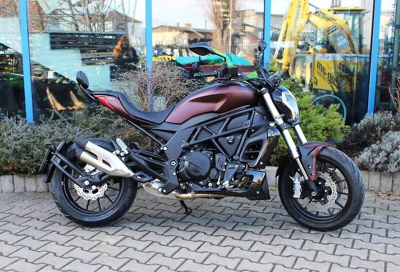 Benelli 502c (2024) 2024 AKCE POZOR - fotka 2 z 5