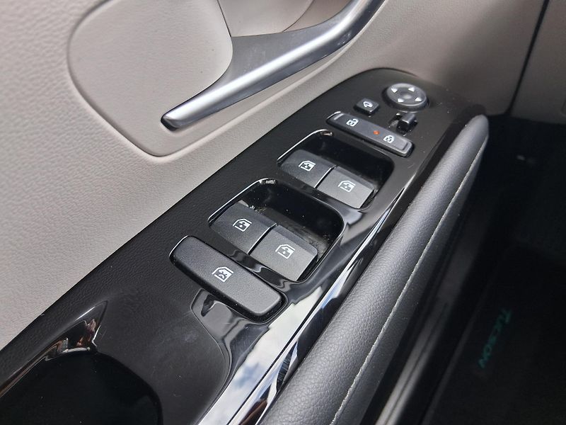 Hyundai Tucson SMART 1.6 T-GDi 110 kW - fotka 25 z 28