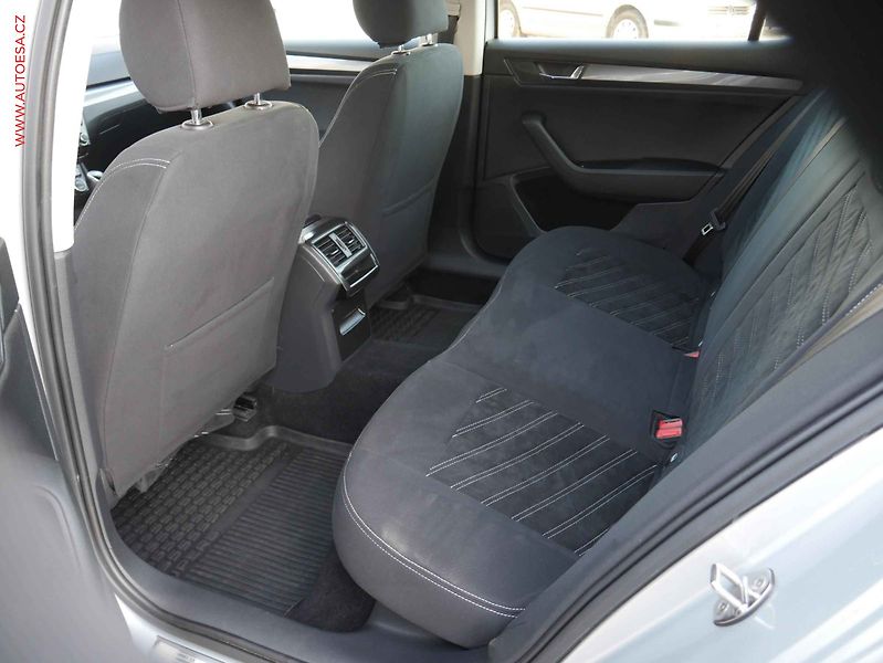 Škoda Superb (2017) 1.4TSi, ČR, AC, temp - fotka 10 z 17