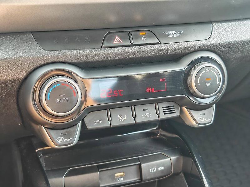 Kia Stonic - fotka 16 z 21