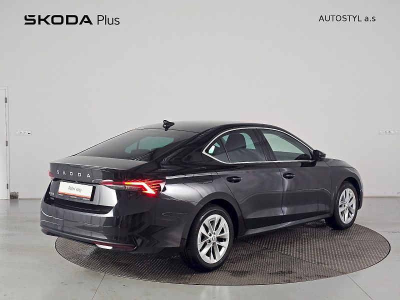 Škoda Octavia (2024) 1.5TSi 85kW DSG TOP SELECTION - fotka 2 z 29