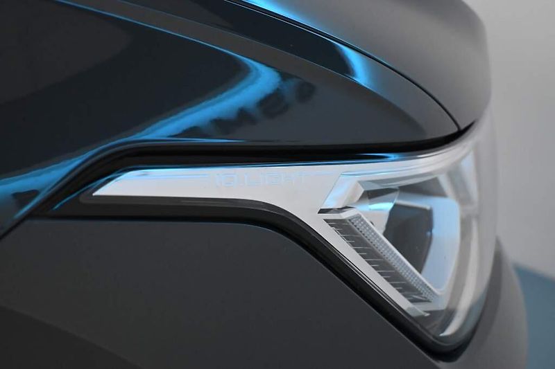 Volkswagen Tiguan (2023) 2.0 Matrix LED Tažné Kamera AC - fotka 29 z 38