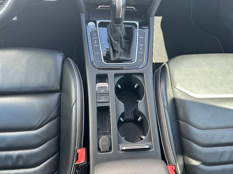 Volkswagen Arteon Elegance 7DSG 2,0TSI - fotka 11 z 29