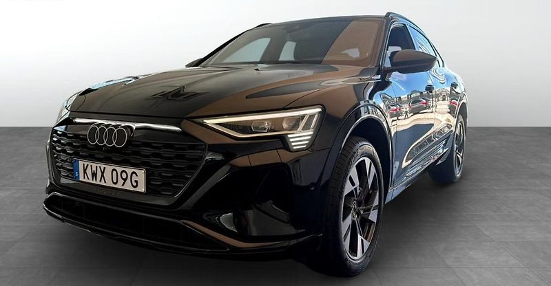Audi Q8 e-tron SB 50 Q 360k Pano Matrix Tažné - fotka 1 z 21