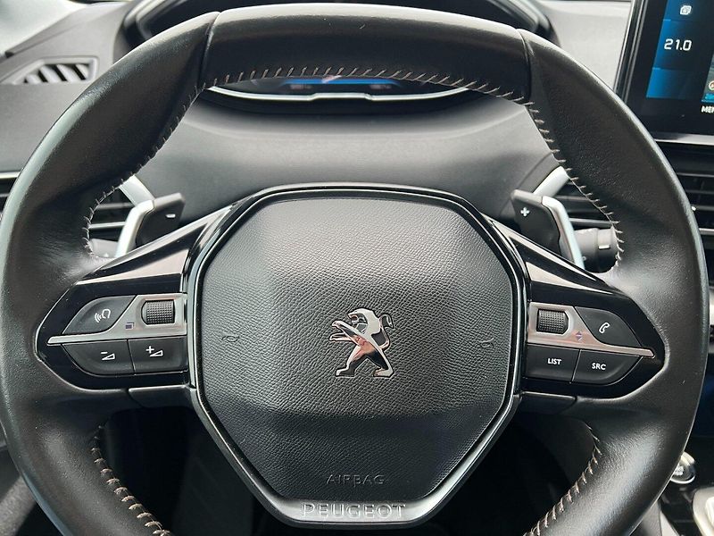 Peugeot 3008 (2022) 1.2PT 96kW! Navi! Full LED! - fotka 22 z 34