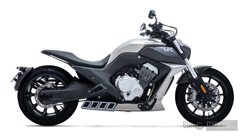 Benda LFC 700 (2026) Skladem - fotka 2 z 20