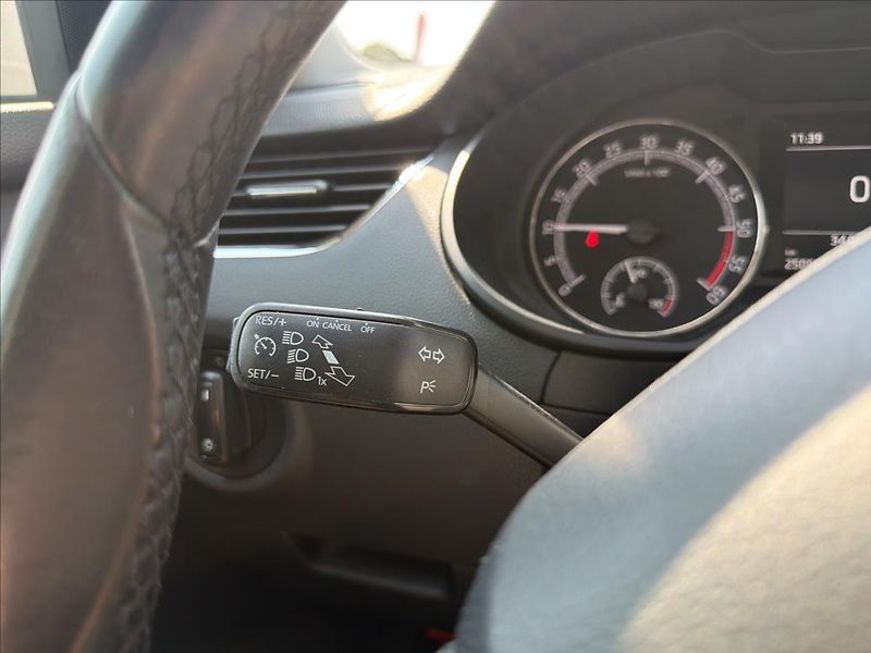 Škoda Octavia 1,6 TDi 85 Kw Ambition ČR DPH - fotka 24 z 30
