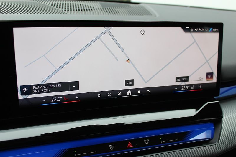 BMW Řada 5 540d xDrive Sedan - fotka 14 z 23