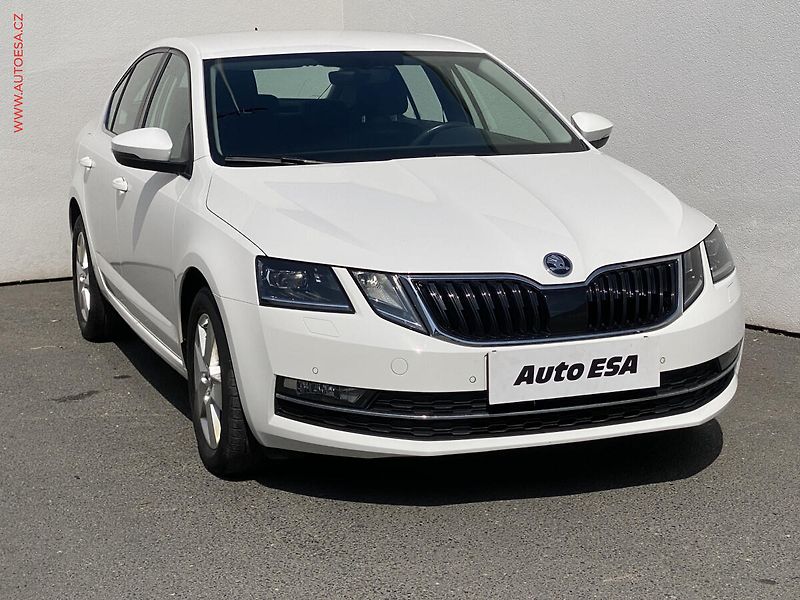 Škoda Octavia (2019) 1.6 TDi, ČR, Style, LED - fotografie inzerátu