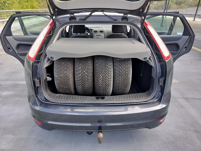 Ford Focus 1.6 TDCi - fotka 23 z 26