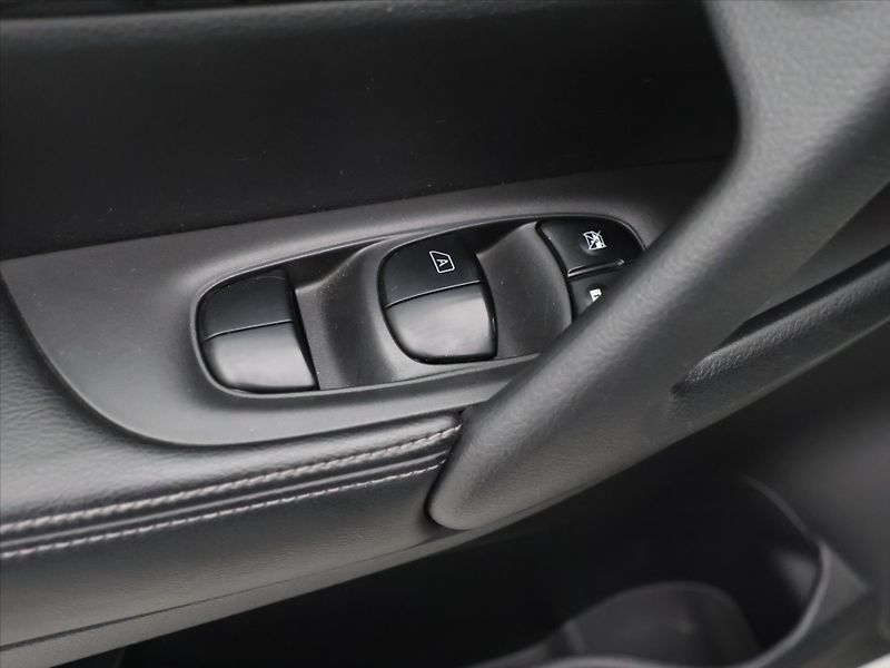 Nissan X-Trail 1,6 dCi 130kw 4WD Kůže Panoram - fotka 16 z 35