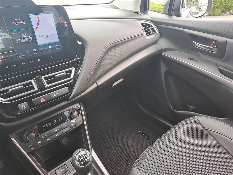 Suzuki S-Cross 1,4 Elegance AllGrip MY25 - fotka 16 z 21