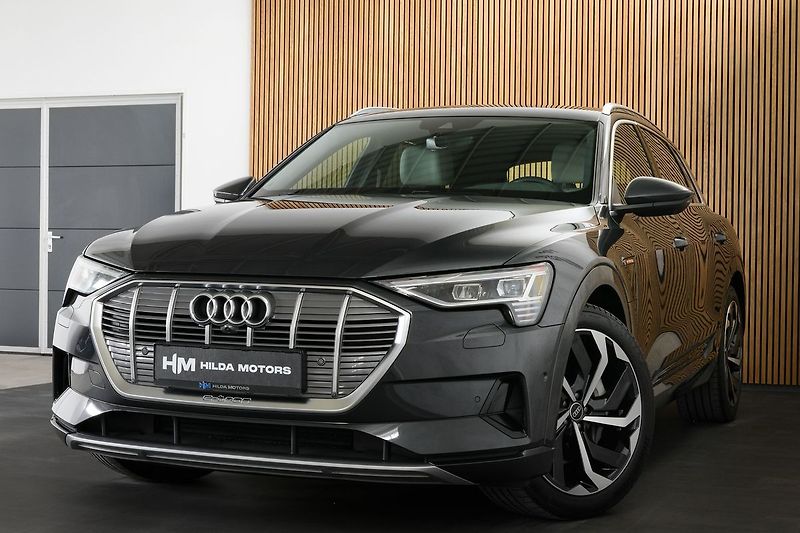 Audi e-tron 55 300kW Ventilace Matrix 360 - fotka 4 z 48