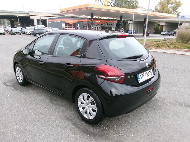 Peugeot 208 (2017) 1.2i KOUPENO ČR,1.MAJITEL - fotka 3 z 17