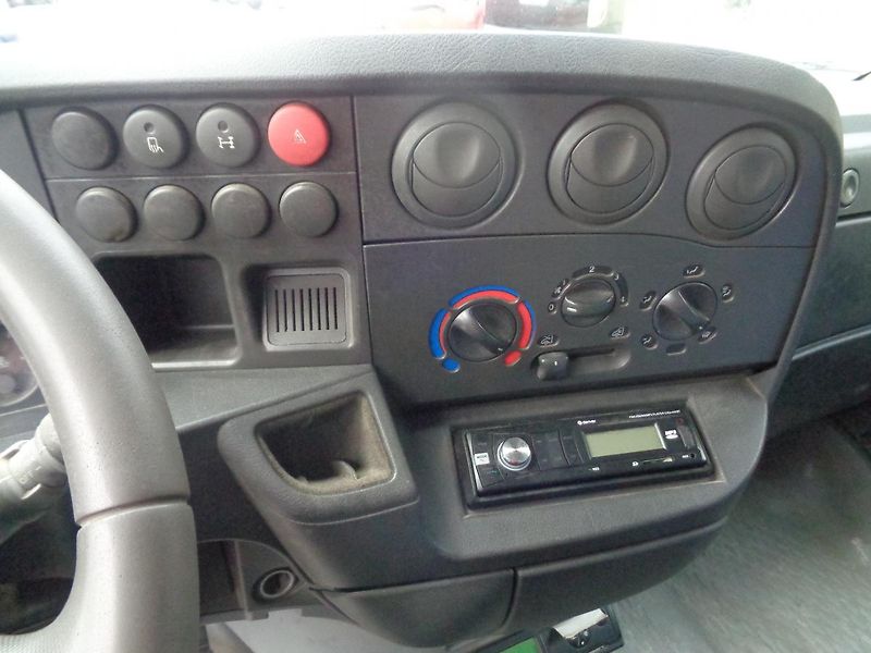 Iveco Daily 3,0 tří stranný sklápěč - fotka 7 z 9