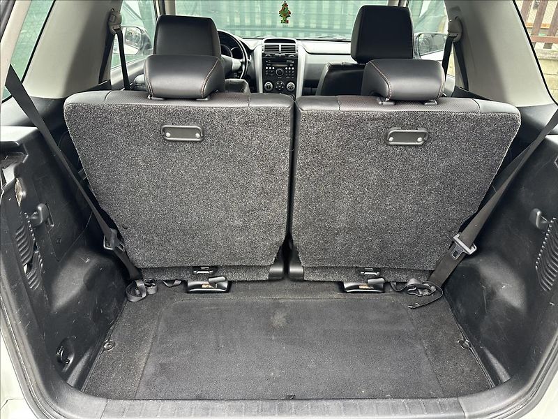 Suzuki Grand Vitara 1,6 4x4 - fotka 5 z 18